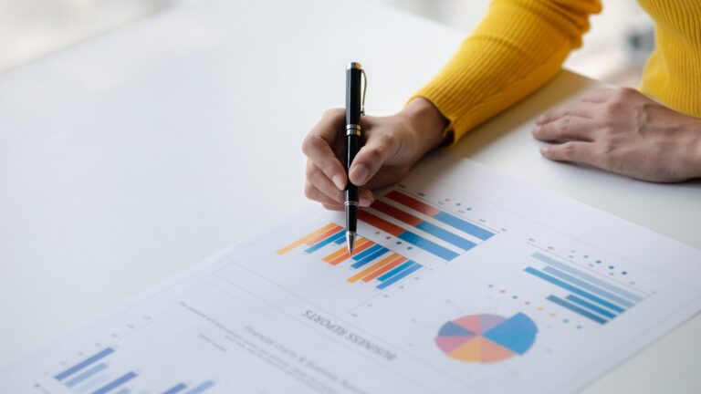 Kuzey Amerika Kişisel Koruyucu Ekipman Pazarında Hızlı Büyüme: Yenilikler, Trendler ve Gelecek Beklentileri